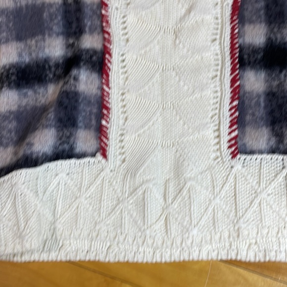 Angel of the North sweater - Picture 4 of 6